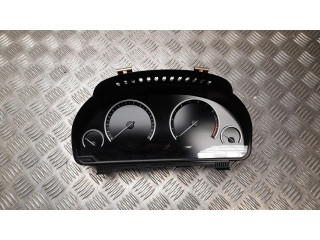 Přístrojová deska BMW 7 F01 F02 F03 F04 2010 9249576