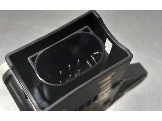 Блок управления двигателя 0265005748   Opel Meriva B