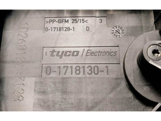 Pojistková skříňka 1K0937125A Seat Altea 2004