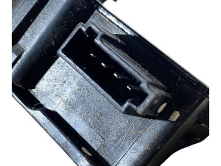 Замок багажника 13513995, 1222200000    Chevrolet Camaro  -  года