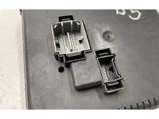 Блок предохранителей 8676391, 12217799 Volvo XC90