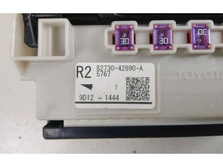 Pojistková skříňka 8273042890A, 8922142331 Toyota RAV 4 (XA50) 2019