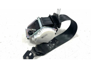 Задний ремень безопасности