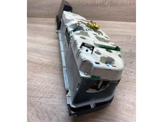 Přístrojová deska Audi A6 S6 C4 4A 1994 88311219, 88356341