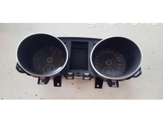 Панель приборов Volkswagen Golf VI