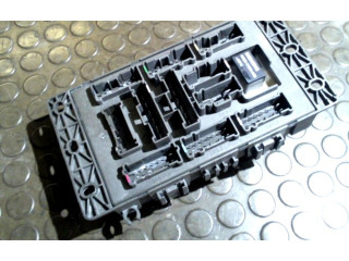 Блок предохранителей  518174503   Rover 75    