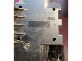 Pojistková skříňka 30728132 Volvo XC70 2006