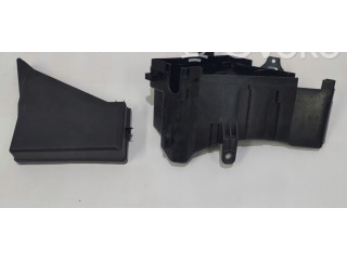 Блок предохранителей     Subaru Forester SJ    