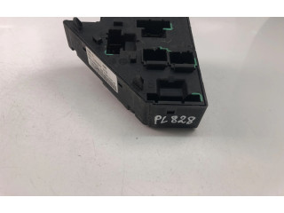 Блок монтирования реле 31499297 Volvo XC90