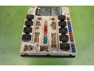 Блок предохранителей     Nissan X-Trail T31    