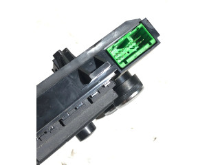 Блок управления климат-контролем 30782905, 09W22E04 Volvo V70