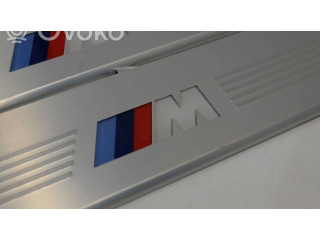 Отделка переднего порога кузова