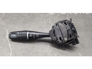 Ручка стеклоочистителей Mitsubishi Space Wagon