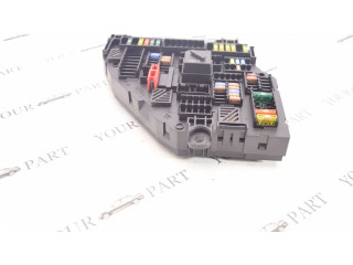 Блок предохранителей 9210859   BMW X3 F25    