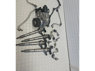 Комплект форсунок 04L130755D, 0445010537    Audi Q3 8U   