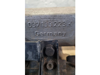 Поршень Всасывающий коллектор  037133223K  Volkswagen PASSAT B4  