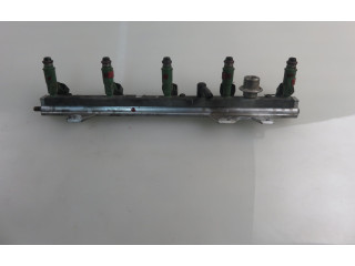 Топливная рампа 9202710, 9470229 Volvo S60 для двигателя B 5244 S2