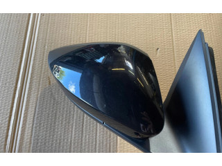 Зеркало электрическое Skoda Scala - года