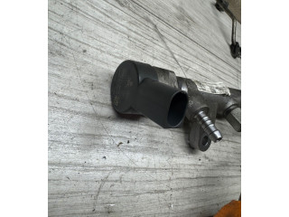 Топливная рампа 03L130089, 2700000170 Volkswagen Golf VI