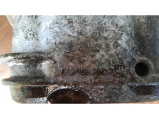 Кронштейн крепления двигателя