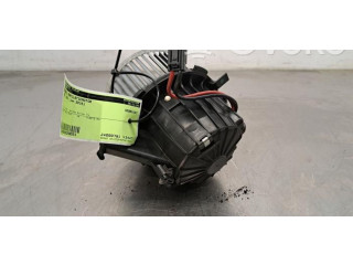 Вентилятор печки    8T1820021   Audi Q5 SQ5
