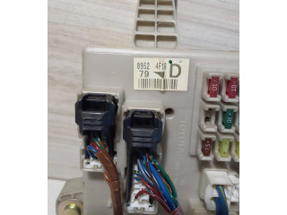 Pojistková skříňka 09524F18D Toyota Land Cruiser (J120) 2005