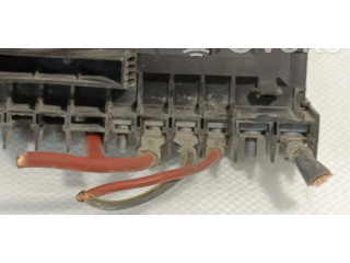 Pojistková skříňka 1K0937125D Volkswagen Caddy 2011