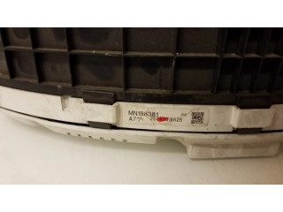 Панель приборов MN188381, 2574206625 Mitsubishi Grandis