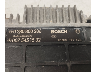 Řídící jednotka 0075451532, A0075451532 Mercedes-Benz E W124 1991