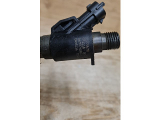 Форсунка 31272690    Volvo V70  D5244T10 