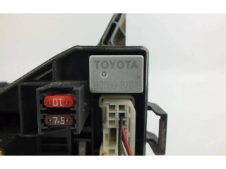 Блок предохранителей 8382P1 Toyota Corolla Verso AR10