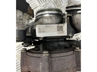 Vstřikovací lišta 8512464 BMW 5 F10 F11 N47D20A