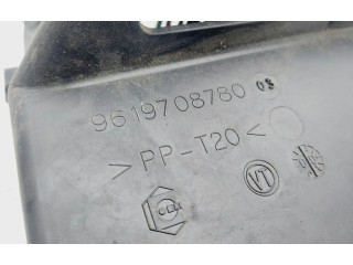   Pojistková skříňka 8701A08   Citroen C-Crosser 2007