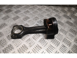  Поршень M 270.910 2700300420, A2700300420  Mercedes-Benz CLA C117 X117 W117  