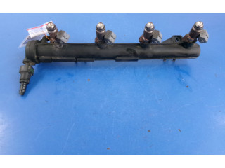 Топливная рампа 8200166875, 8200166875   Renault Clio II  