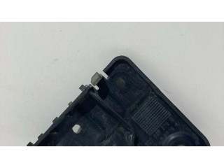 Задний держатель бампера