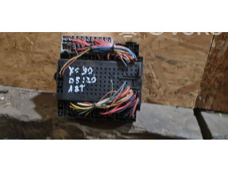 Блок предохранителей 08696098   Volvo XC90    