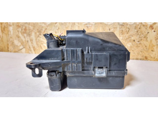 Блок предохранителей Mn124324 Mitsubishi Outlander