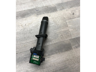 Ручка стеклоочистителей 30739218, 06W28D Volvo V70