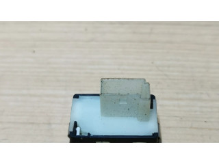 Переключатель закрытия задней двери