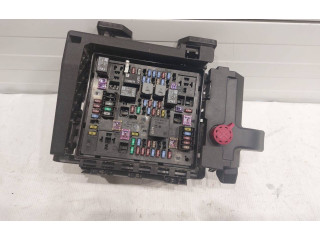 Pojistková skříňka 84847958 Chevrolet Camaro 2020