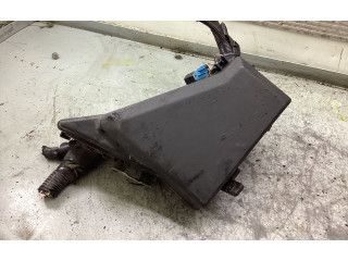 Блок предохранителей MB502095B, MB100200B Subaru Forester SH