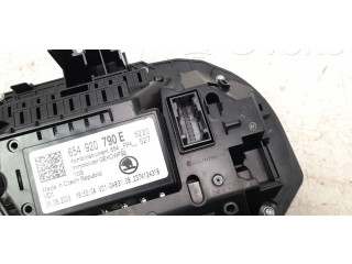 Панель приборов 654920790E Skoda Scala