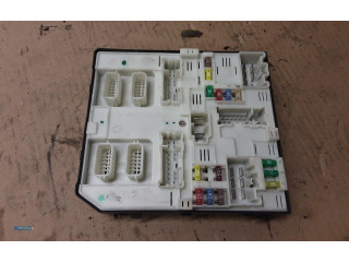 Блок предохранителей    Renault Scenic III -  Grand scenic III    