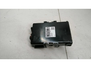 Řídící jednotka 8969005010, MB1028500050   Toyota Avensis T250 2005