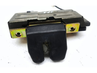 Zámek zadních dveří 30753971 Volvo XC90 2004