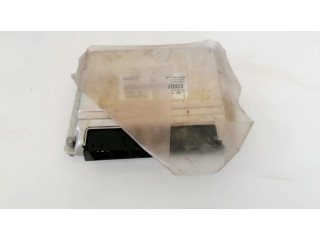 Блок управления двигателя 0281011651, 89661-0d171  1039s03865   Toyota Yaris