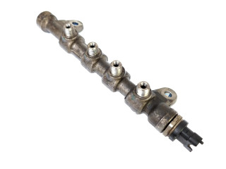 Vstřikovač 55215208, 0445214192   Alfa Romeo Mito  pro naftový motor 1.6 955 A3.000 1.6 JTDM