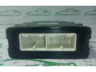 Блок управления коробкой передач 8953576010   Toyota Prius (XW30)