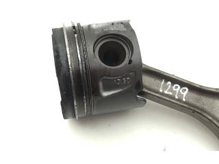 Поршень с шатуном M15746 D Maserati Ghibli